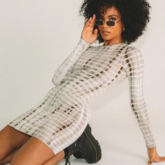 Princess Polly Dresses & Skirts - Princess Polly Joani Tie Dye Mini Dress Green